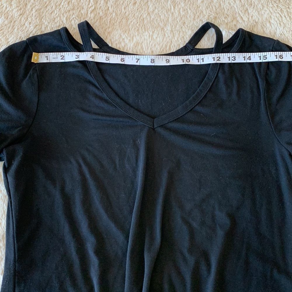 Black cold shoulder T shirt dress - Picture 10 of 16